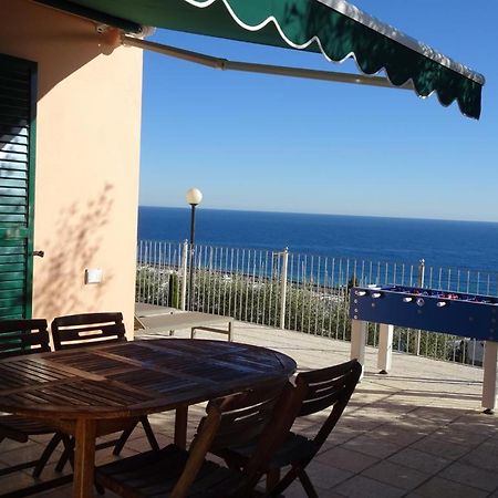 Villetta Sole Mare Santo Stefano al Mare Exterior photo
